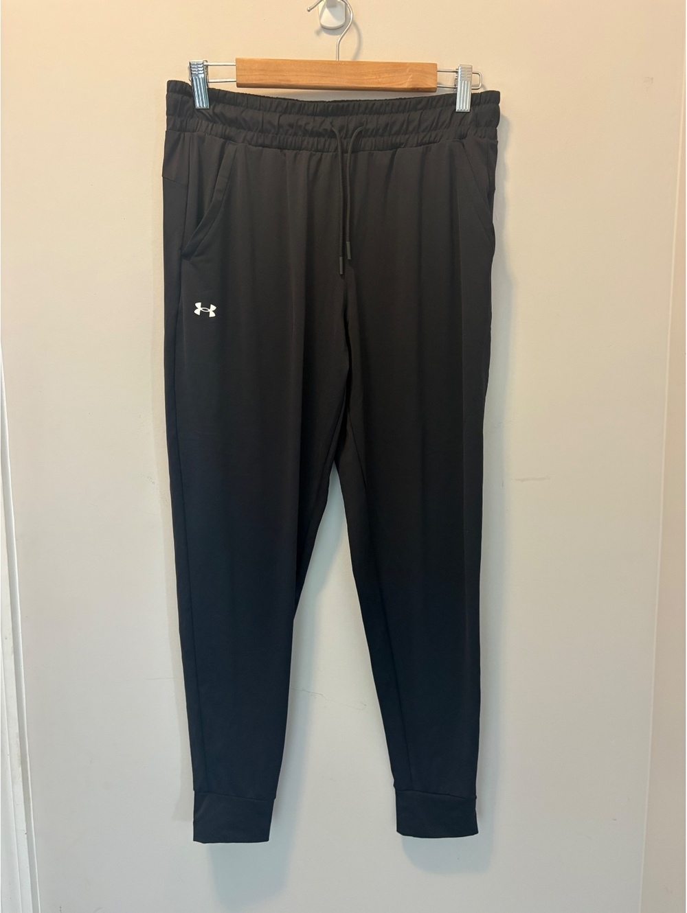 Under Armour Black Athletic Jogger Pants Womens Heat Gear Medium